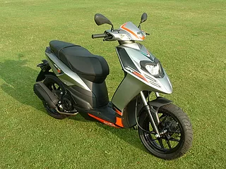 Aprilia SR